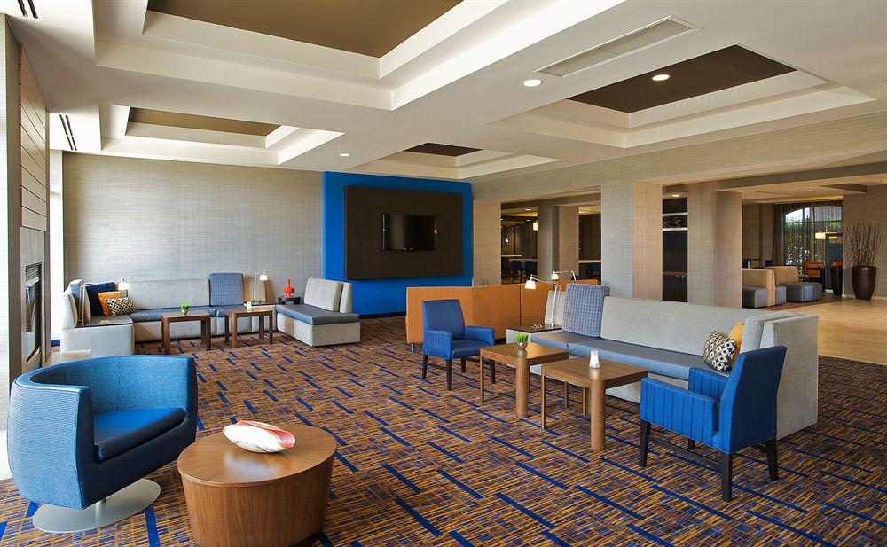 Courtyard Louisville Airport Zewnętrze zdjęcie