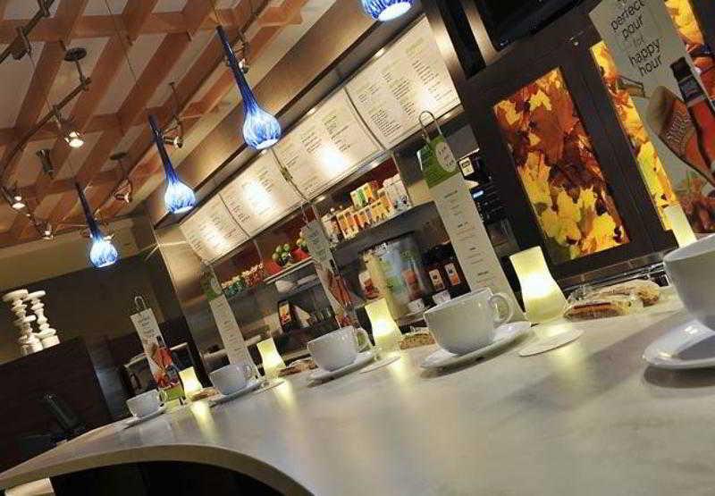 Courtyard Louisville Airport Zewnętrze zdjęcie
